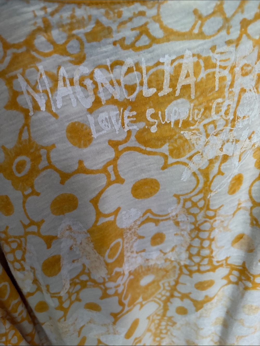 Magnolia Pearl Yellow Cream Floral Long-Sleeve Tee with Bird Graphic - Picture 5 of 6